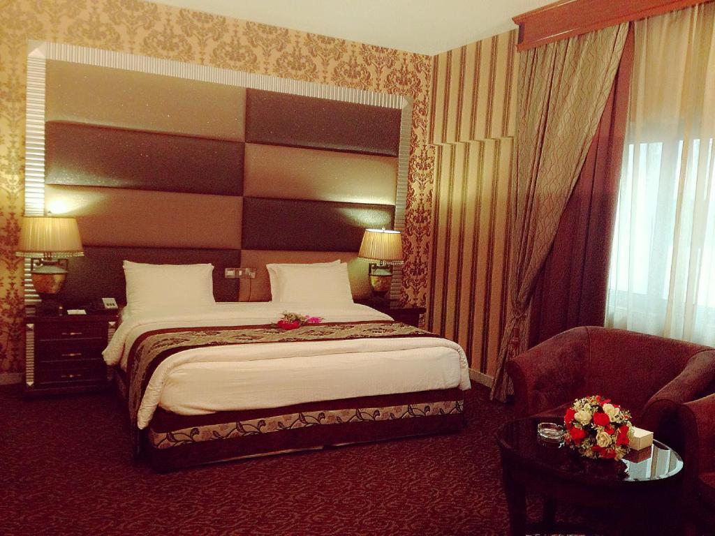 Abjad Grand Hotel Dubai Quarto foto