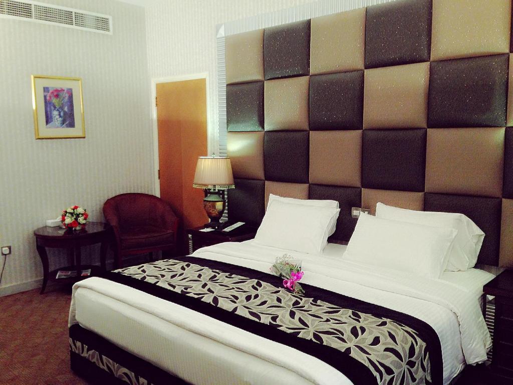Abjad Grand Hotel Dubai Quarto foto