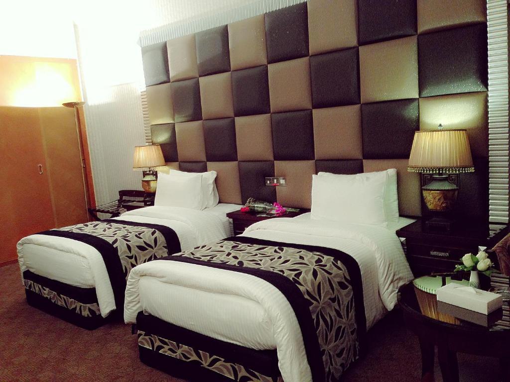 Abjad Grand Hotel Dubai Quarto foto